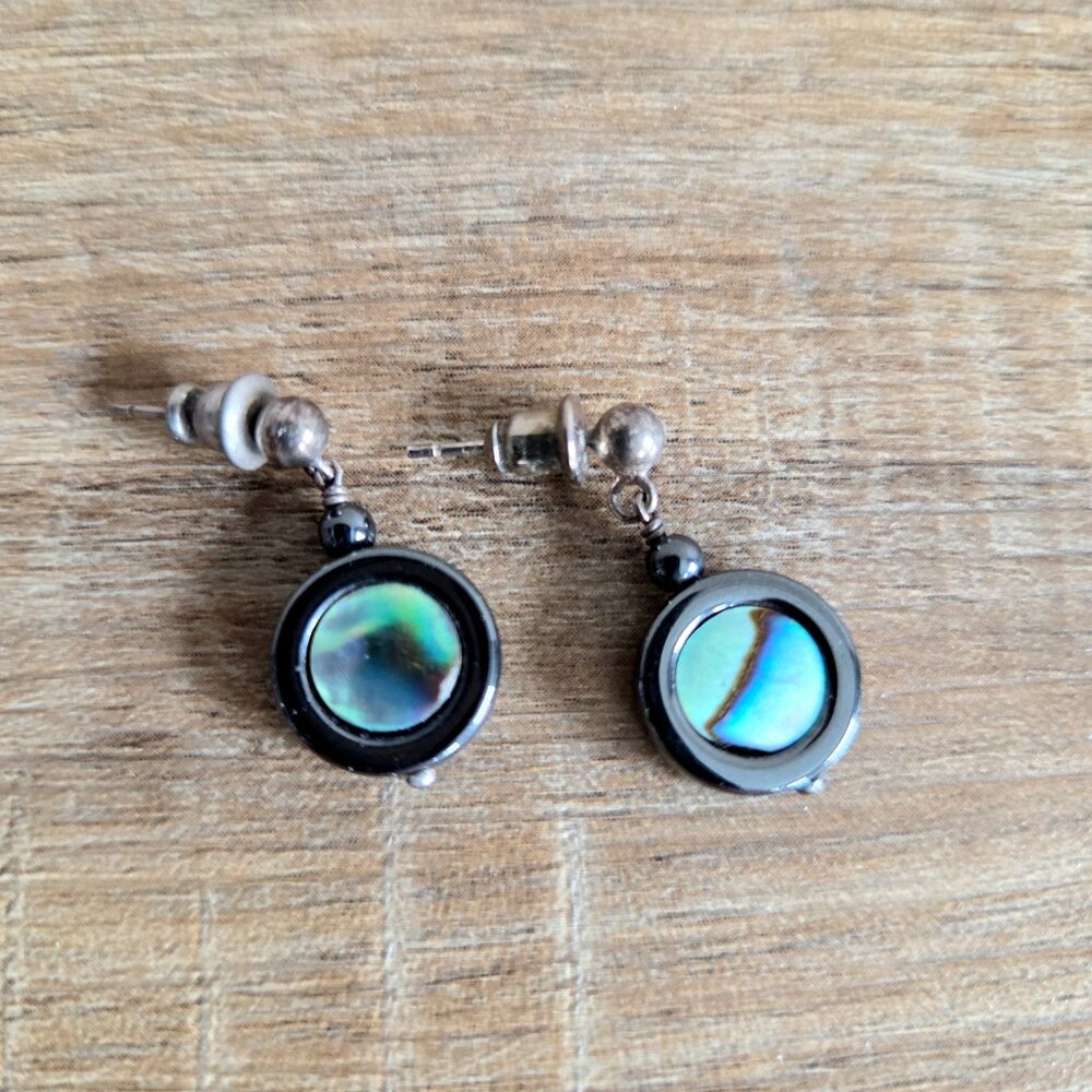 Hand made Hematite and Abalone shell dangling earrings w/silver studs. - Picture 3 of 6